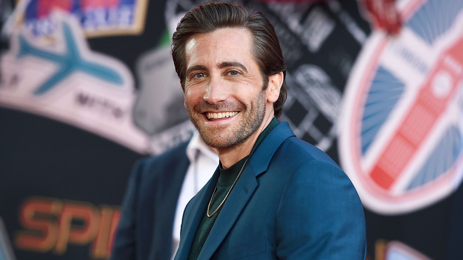 Jake Gyllenhaal Set to Star in Film Adaptation of Robert Kirkman Graphic Novel OBLIVION SONG