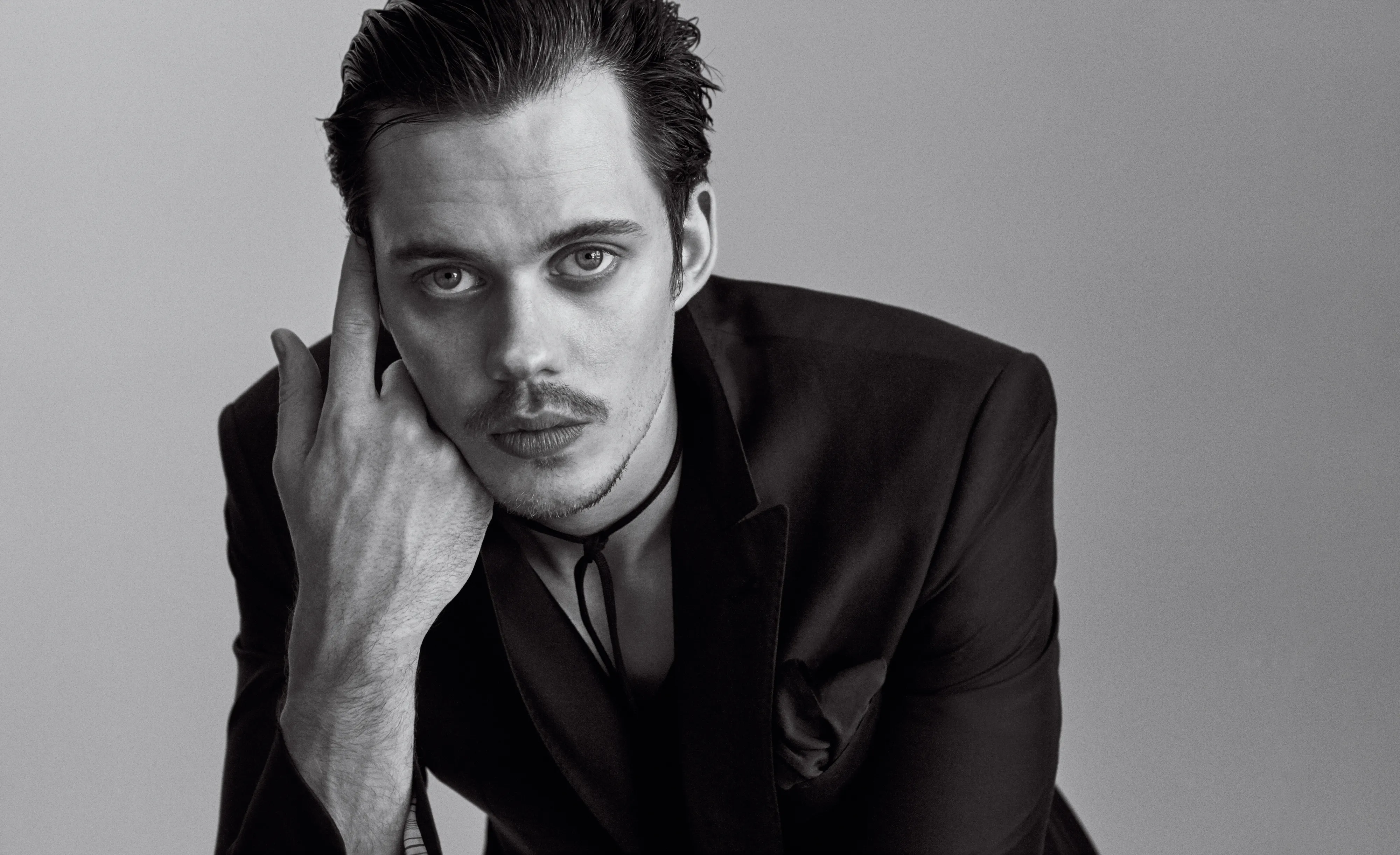 Bill Skarsgard Cast in Lead Role for The Crow Reboot