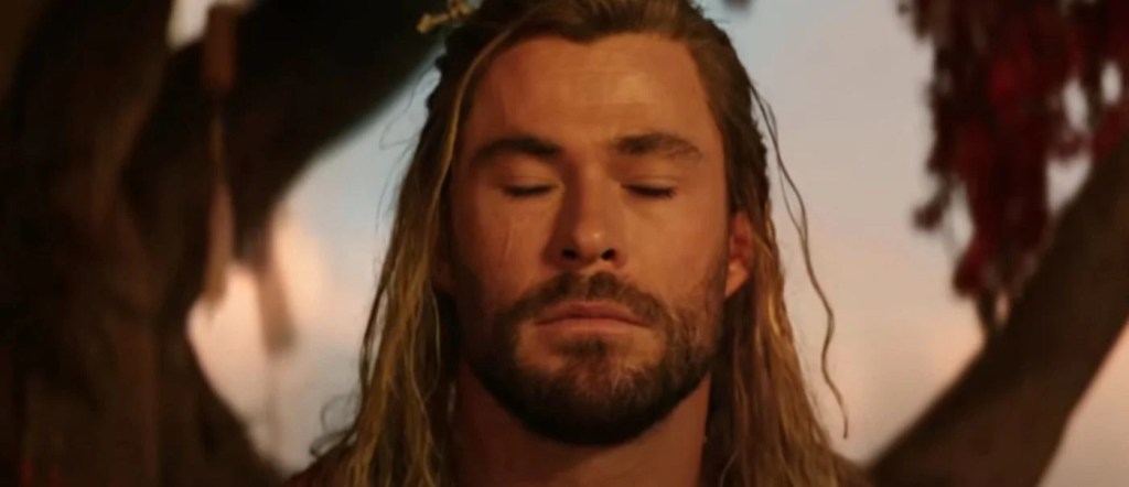 thor love and thunder chris hemsworth thor social