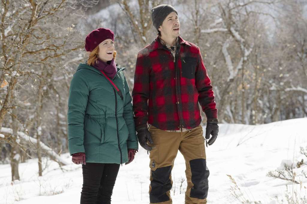 Christmas With the Campbells Trailer Reveals A Festive Romantic Nightmare
