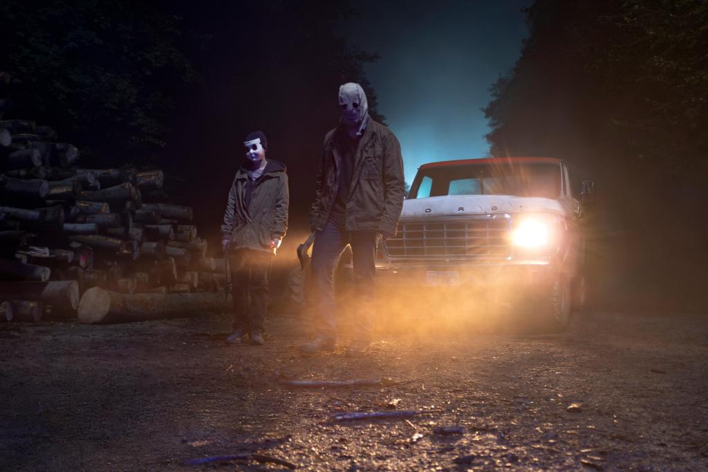 The Strangers: Chapter 1 Reveals First Clip Showing Off Upcoming Trilogy 6 The Strangers: Chapter 1 Reveals First Clip Showing Off Upcoming Trilogy