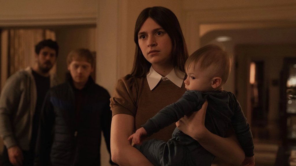 the omen prequel film first omen casts servant star nell tiger free